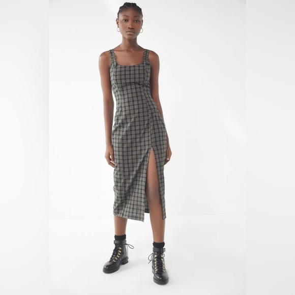 Urban Outfitters Dresses & Skirts - UO Charlotte Plaid Pinafore Midi Dress